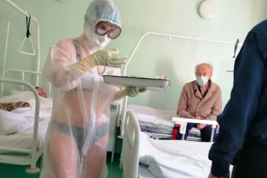 Надя Жукова - тульская медсестра без одежды