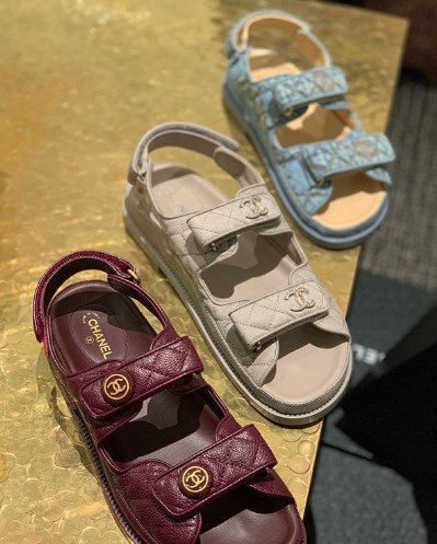 Модні татові сандалі 2020