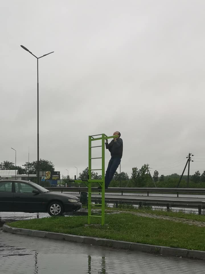 Денис Малюська Денис Малюська