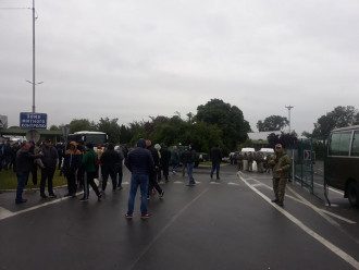 КПП Тиса заблокований КПП Тиса заблокований