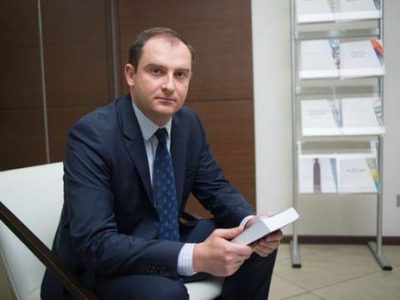 Верланов оспаривает в суде свое увольнение с поста главы ГНС