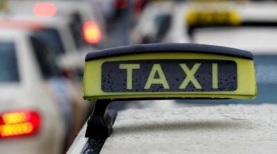 В сервісах таксі пояснили, чому різко подорожчали поїздки по Києву / Reuters В сервісах таксі пояснили, чому різко подорожчали поїздки по Києву / Reuters