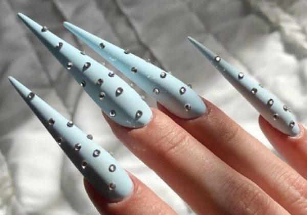 Негарний манікюр 2020, який повторювати не можна - фото