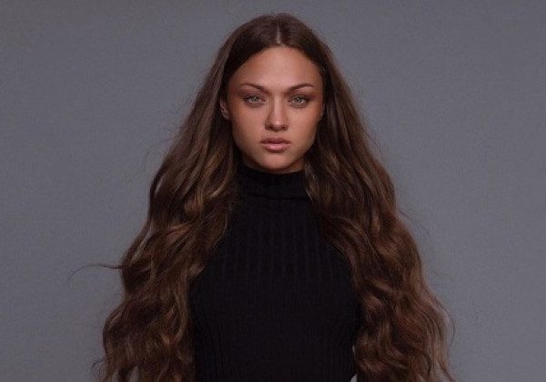 Ізраїльська модель без трусів з'явилася в журналі для дорослих