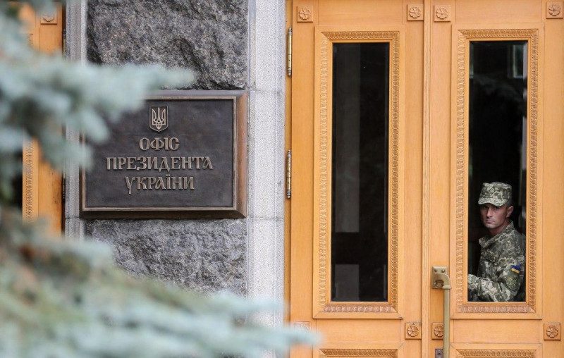 Дело Татарова: у Зеленского похвастались, как не пустили сотрудников НАБУ в ОП