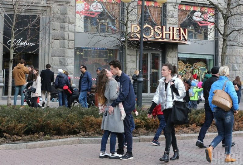 Roshen судиться в ЄС з росіянами з приводу обкладинки цукерок