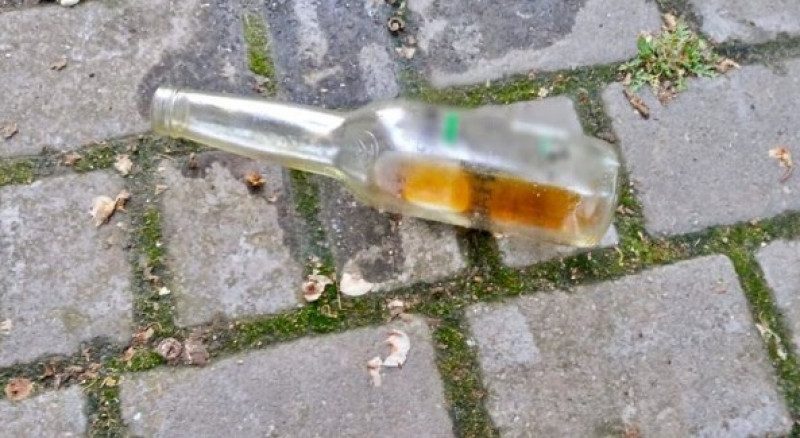 Під Херсоном будівлю прокуратури підпалили "коктейлем Молотова": опубліковано фото