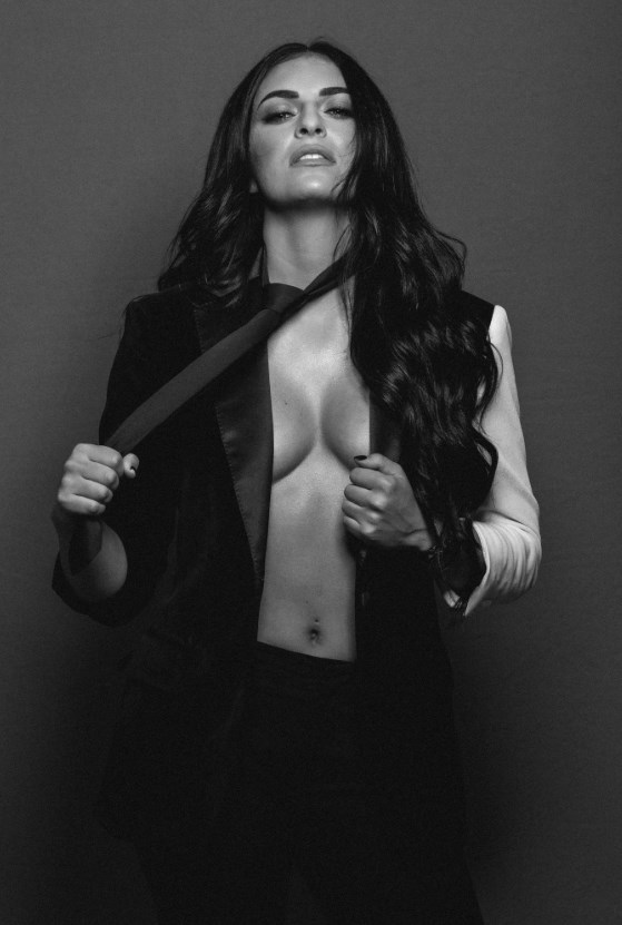 Соня Девіль