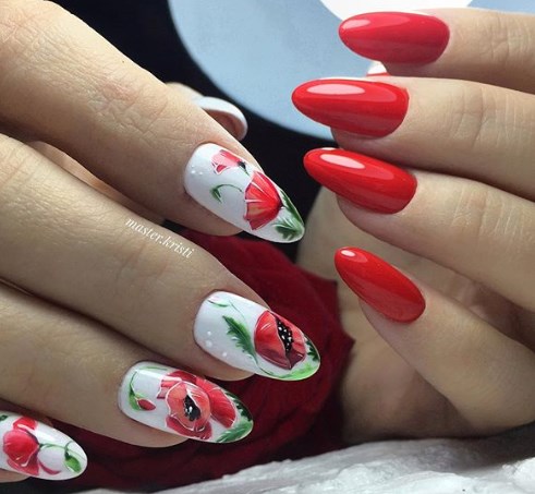 Маникюр разные руки / Instagram