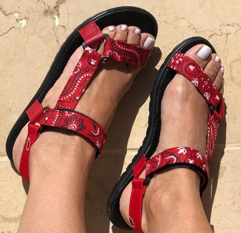 Босоніжки літо 2020 без підборів