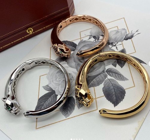 Модні прикраси 2020 на літо Модні прикраси 2020 на літо