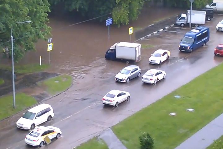 Злива в Москві 20 червня 2020