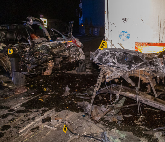 На Дніпропетровщині у ДТП загинули три особи На Дніпропетровщині у ДТП загинули три особи