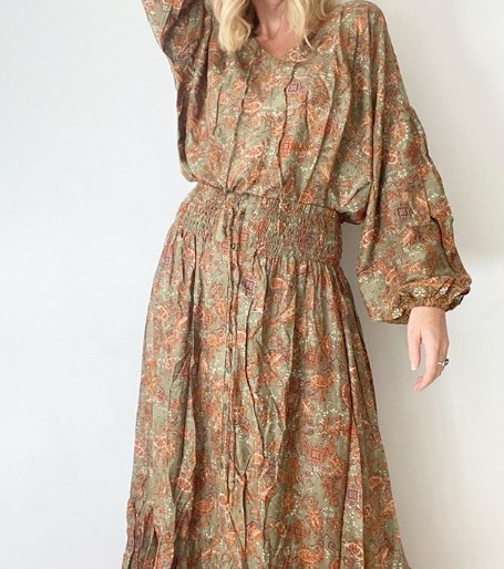 Жіночий одяг, що додає віку Жіночий одяг, що додає віку