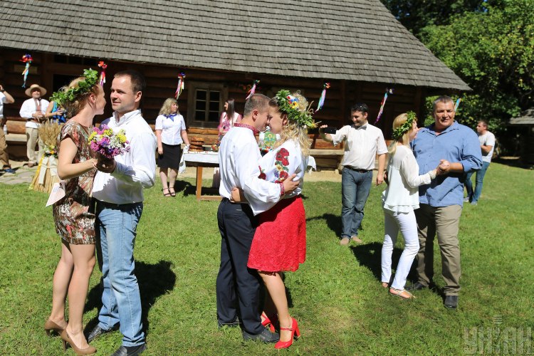 Шлюб, весілля Шлюб, весілля