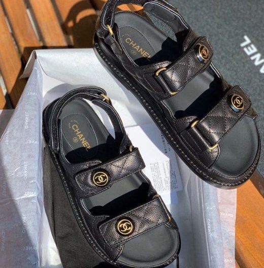 Папины сандалии / Instagram