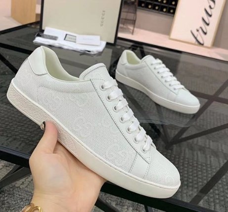 Ретро-кроссовки / Instagram