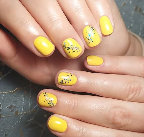 Літній манікюр на короткі нігті 2020 Літній манікюр на короткі нігті 2020