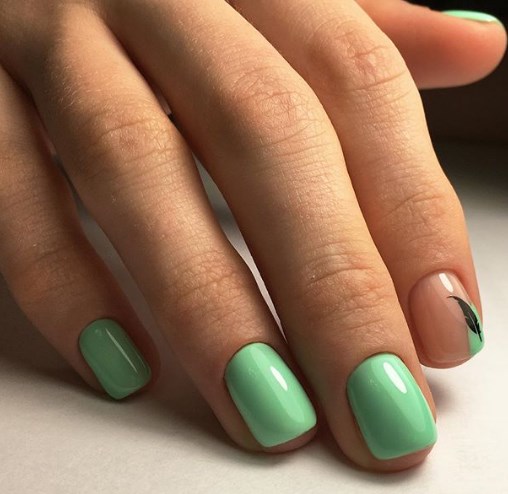 Літній манікюр на короткі нігті 2020 Літній манікюр на короткі нігті 2020