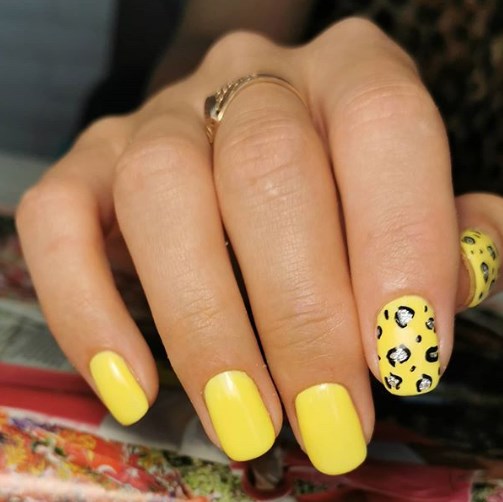Літній манікюр на короткі нігті 2020 Літній манікюр на короткі нігті 2020
