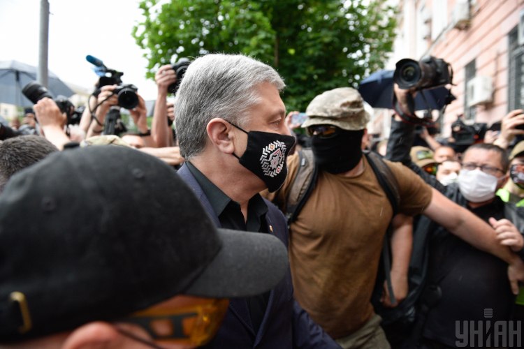 У КМІС з'ясували, як громадяни України ставляться до розслідування кримінальних проваджень проти Порошенка – Порошенко новини України У КМІС з'ясували, як громадяни України ставляться до розслідування кримінальних проваджень проти Порошенка – Порошенко новини України