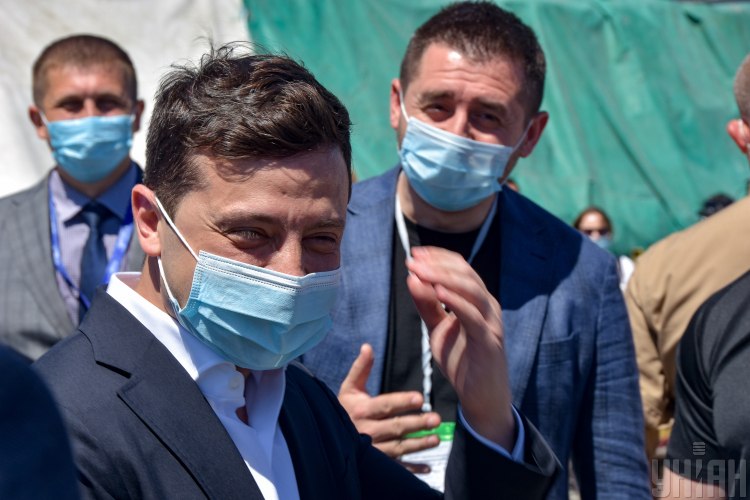 Рейтинг Зеленского серьезно снизился, выяснили социологи Рейтинг Зеленского серьезно снизился, выяснили социологи
