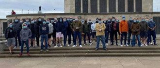 Английские фанаты заявили, что готовы применять силу в отношении активистов Black Lives Matter