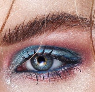 Тушь нужно менять каждые два-три месяца / Instagram Тушь нужно менять каждые два-три месяца / Instagram