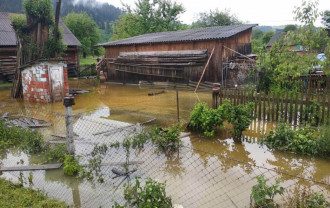 На Западной Украине затопило 9 районов - фото МВД