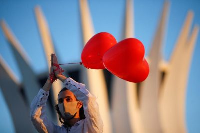 Тельцям спрогнозовано день кохання – Гороскоп на сьогодні 20 червня 2020 року