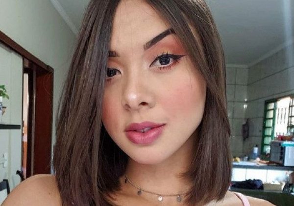 Наймодніші жіночі стрижки для трикутного обличчя 2020 - фото