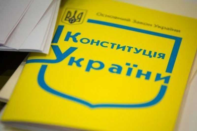 Журналіст Гармаш з ТКГ розповів, чи є новий закон про особливий статус Донбасу