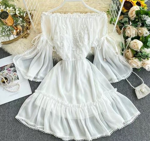 Сукні з відкритими плечима