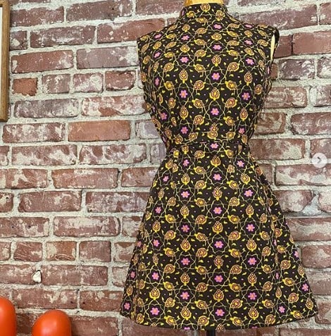 Модні сукні в стилі 70-х