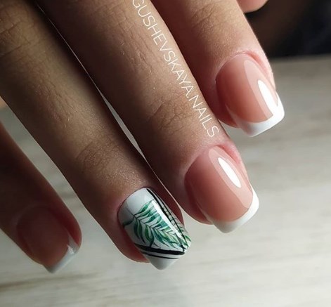 Французький манікюр з малюнком