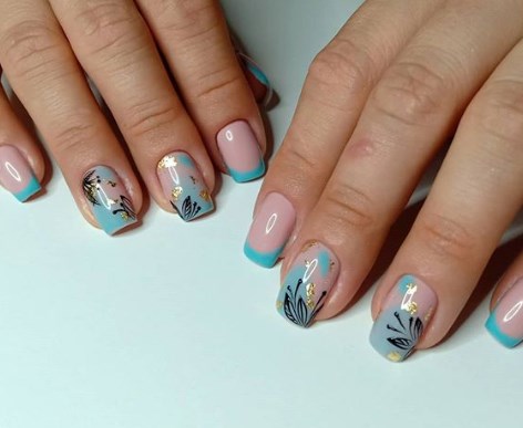 Французький манікюр з малюнком