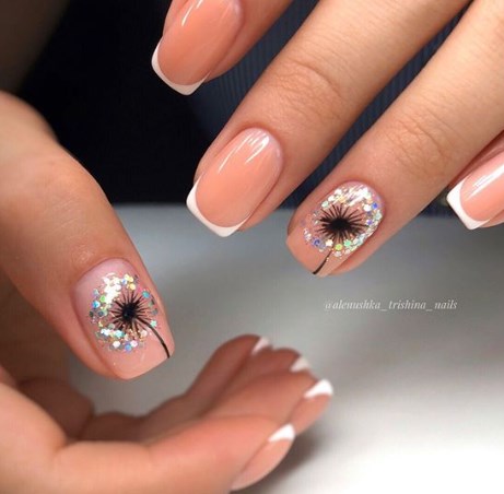 Французький манікюр з малюнком