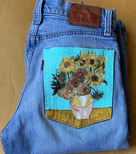 Джинсы с росписью 2020