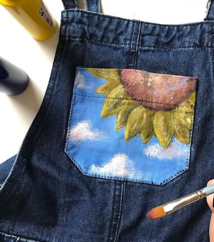 Джинсы с росписью 2020