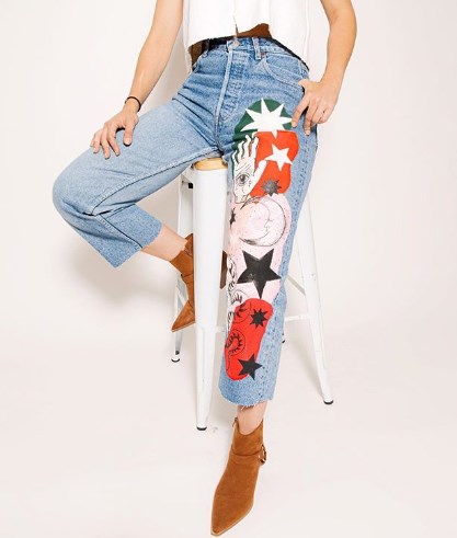 Джинсы с росписью 2020