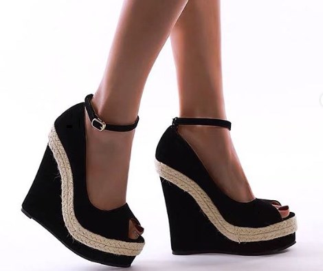 Босоніжки на підборах 2020 літо Босоніжки на підборах 2020 літо