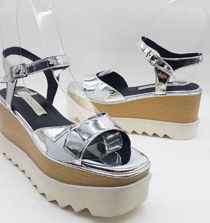 Босоніжки на підборах 2020 літо Босоніжки на підборах 2020 літо