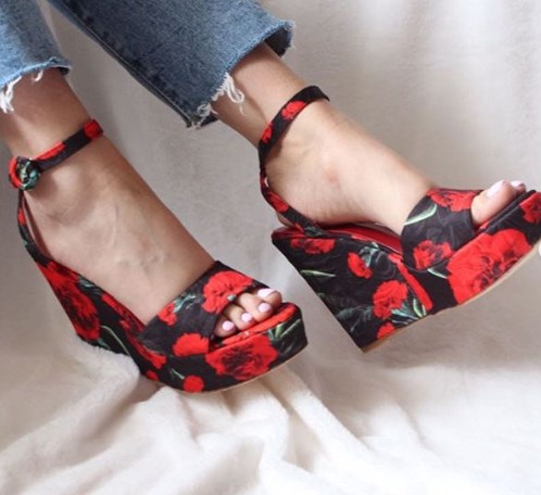 Босоніжки на підборах 2020 літо Босоніжки на підборах 2020 літо