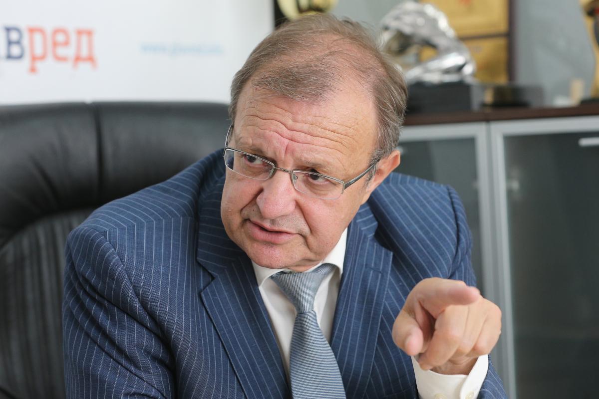 Михаил Берлин