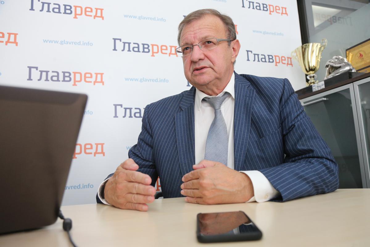 Михаил Берлин