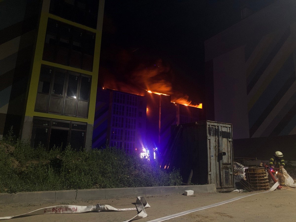 Пожежа в ЖК в Києві Пожежа в ЖК в Києві