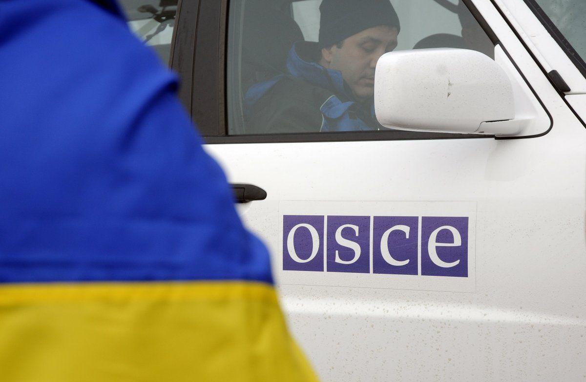 Боевики сняли замок и ушли: миссия ОБСЕ снова начала патрулирование на Донбассе