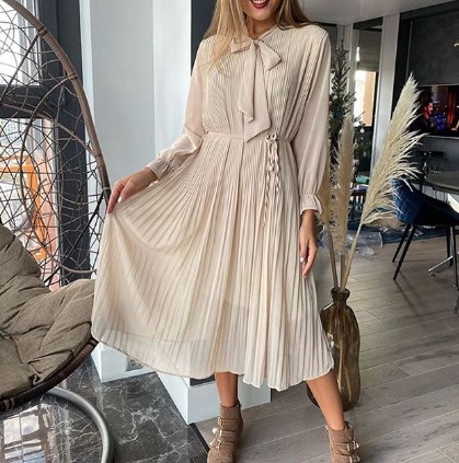 Плісировані сукні 2020