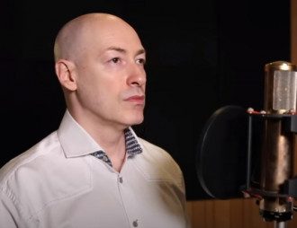 Дмитрий Гордон спел песню о Соловьеве / скриншо из видео