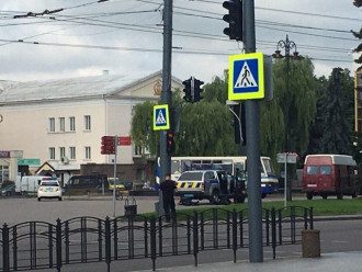 В Луцке мужчина захватил автобус с пассажирами / volynnews.com В Луцке мужчина захватил автобус с пассажирами / volynnews.com